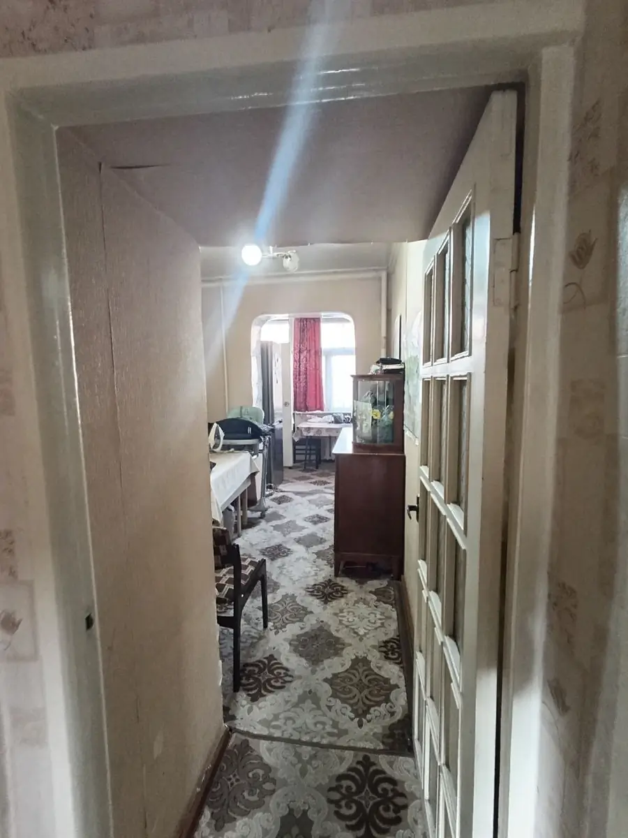 Продается 3-комнатная квартира − 68 м²