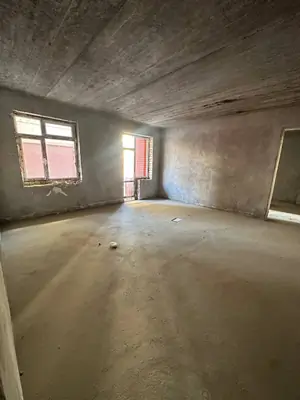 3-комнатная квартира − 90 м², 2/8 этаж