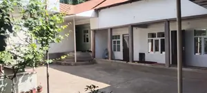 1-этажный дом − 14.6 м², 15 сот.