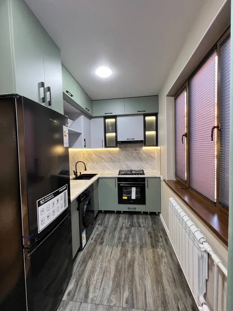 2 xonali kvartira sotiladi − 56 m²