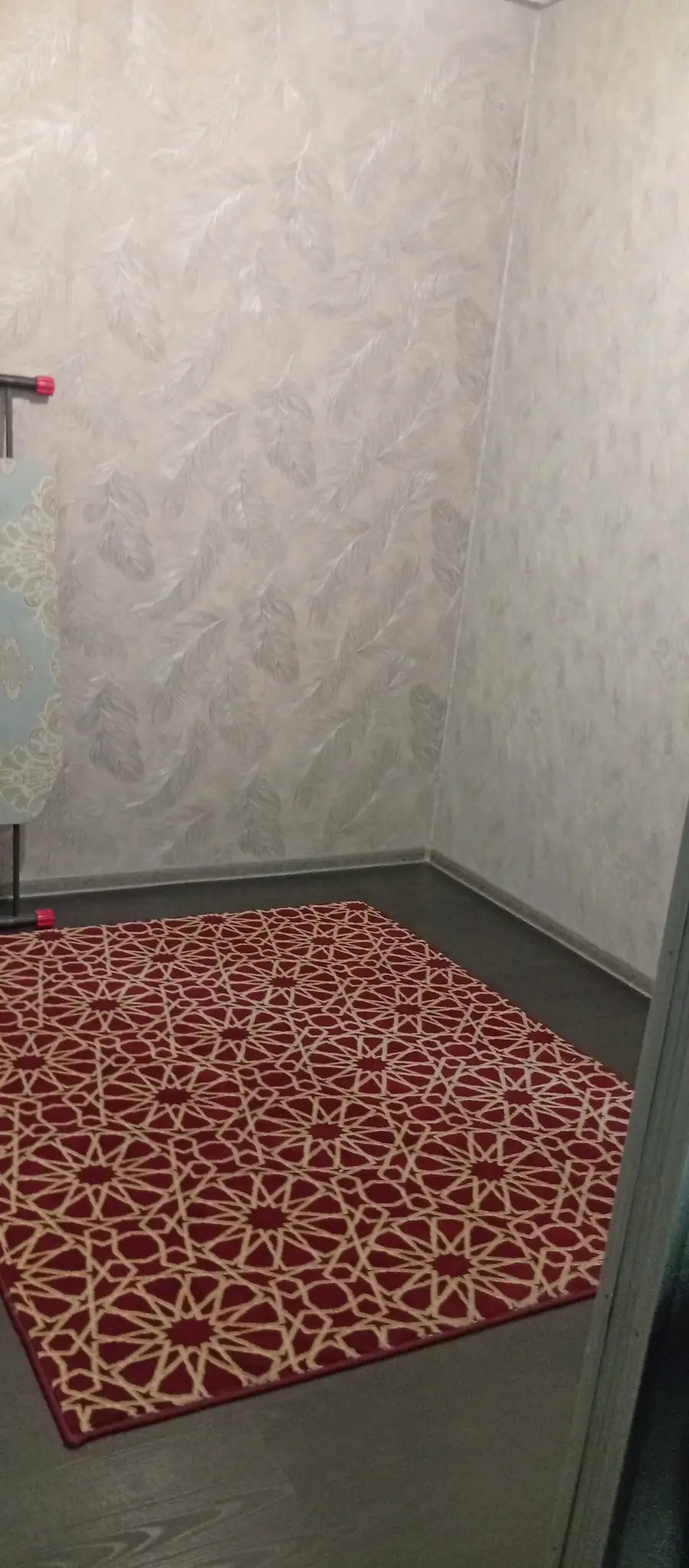 2-комнатная квартира − 30 м², 6/6 этаж