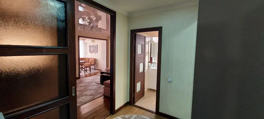 2-комнатная квартира − 58 м², 3/4 этаж