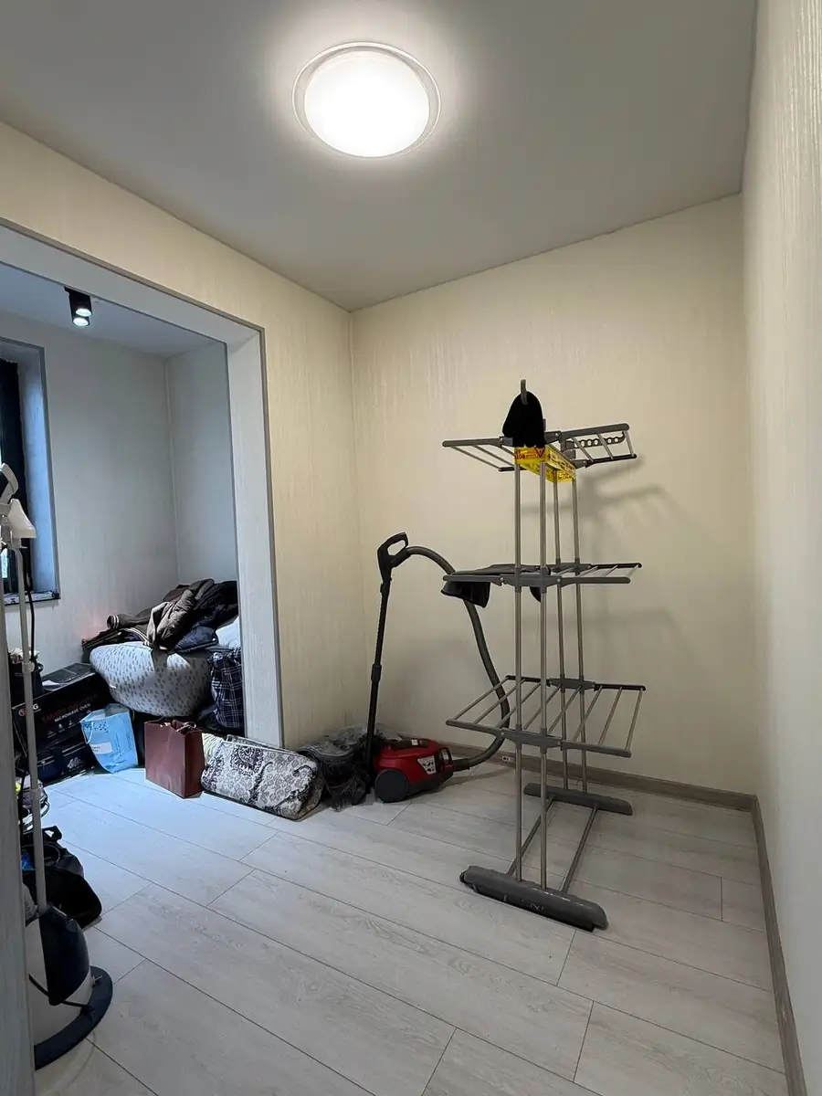 2-комнатная квартира − 50 м², 1/4 этаж