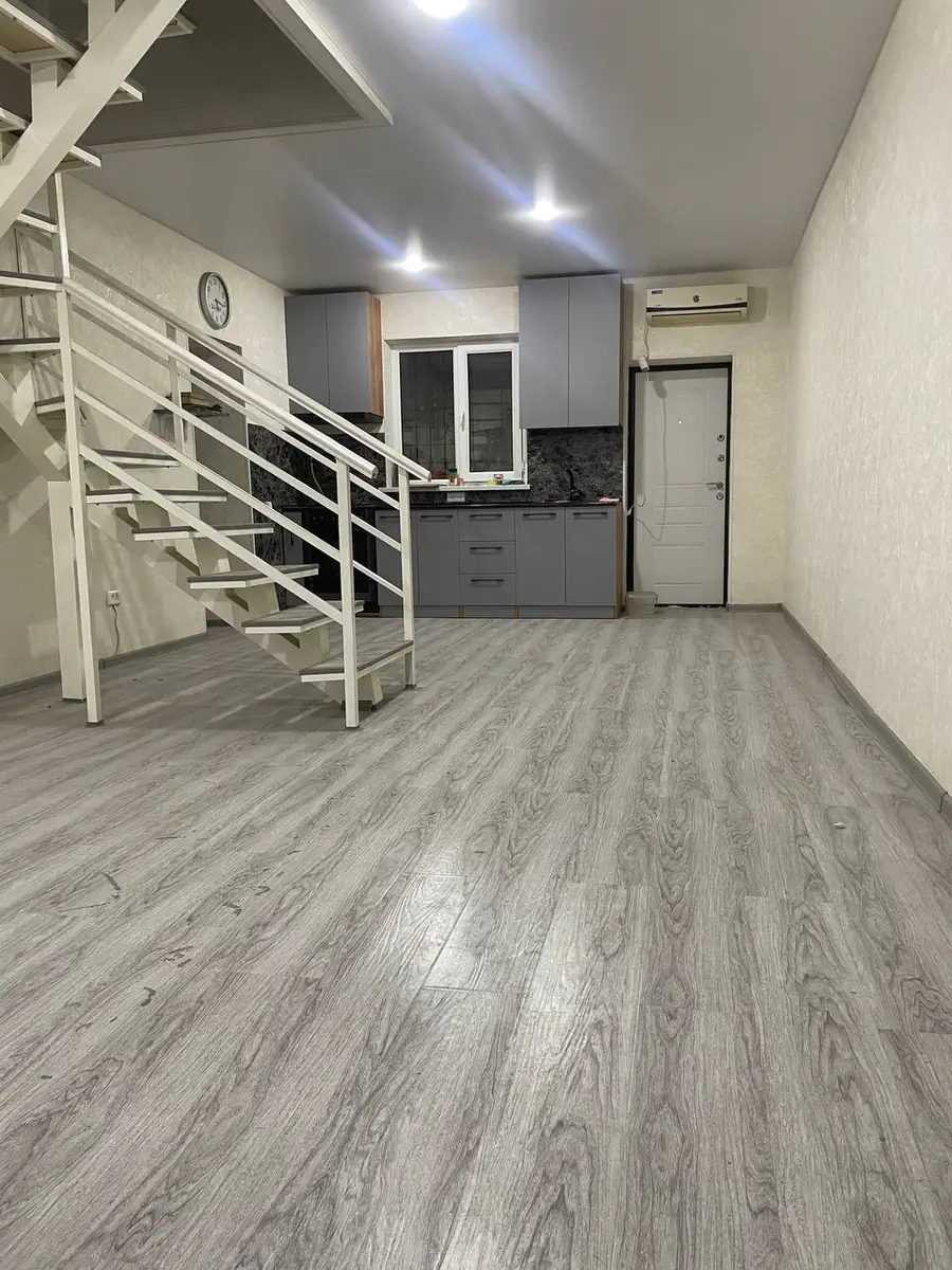 3-комнатная квартира − 66 м², 2/2 этаж