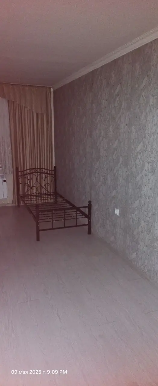 1 xonali kvartira sotiladi − 20 m²