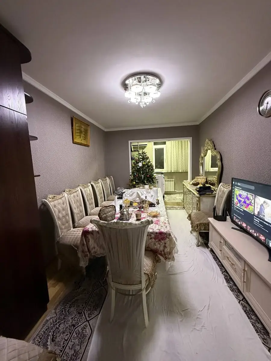 Продается 3-комнатная квартира − 67.1 м²