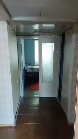 4 xonali kvartira sotiladi − 91.3 m²
