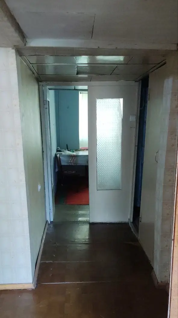4 xonali kvartira sotiladi − 91.3 m²