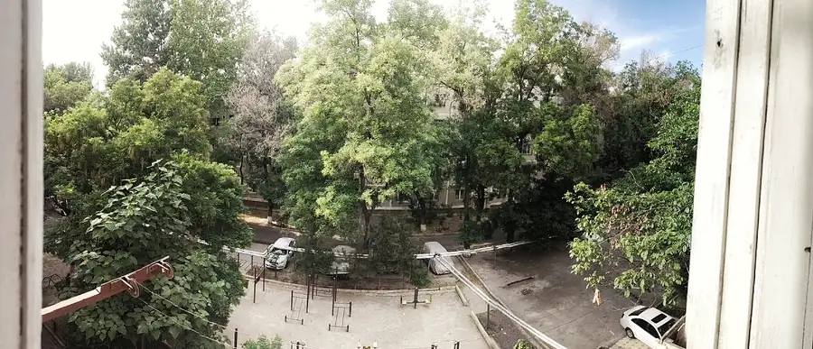 4 xonali kvartira sotiladi − 91.3 m²