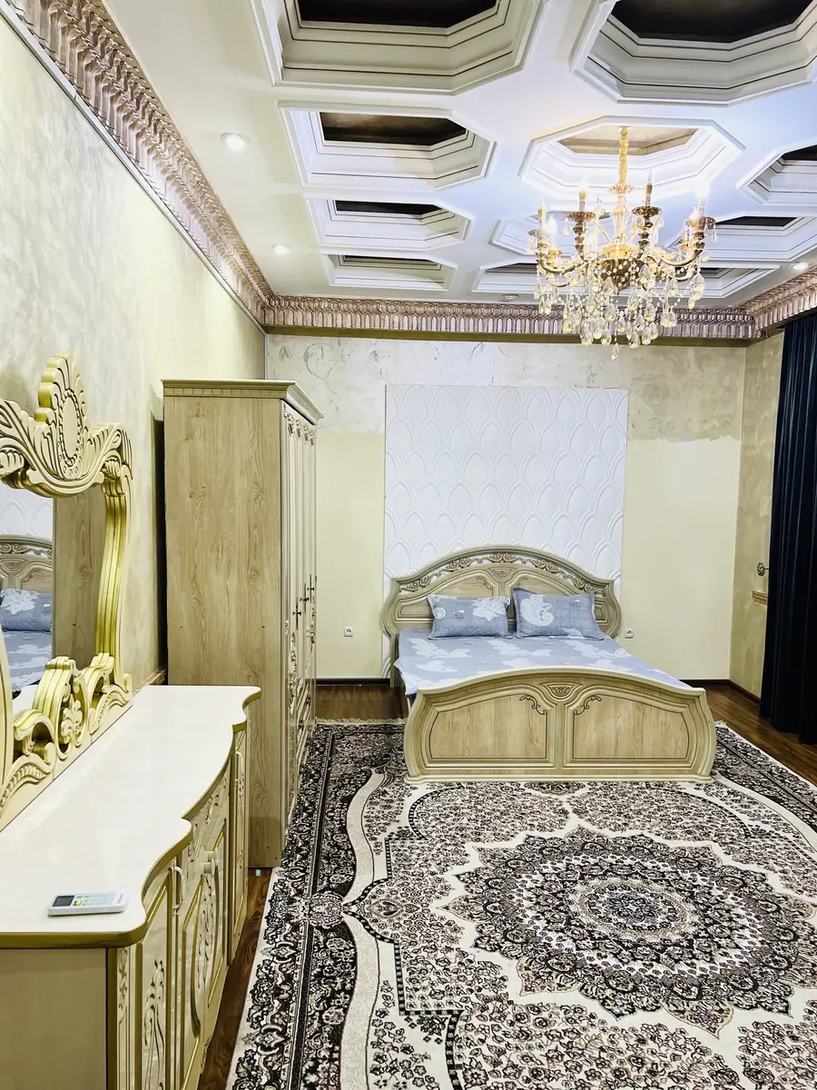 Sutkabay 3 qavatli uy − 350 m²