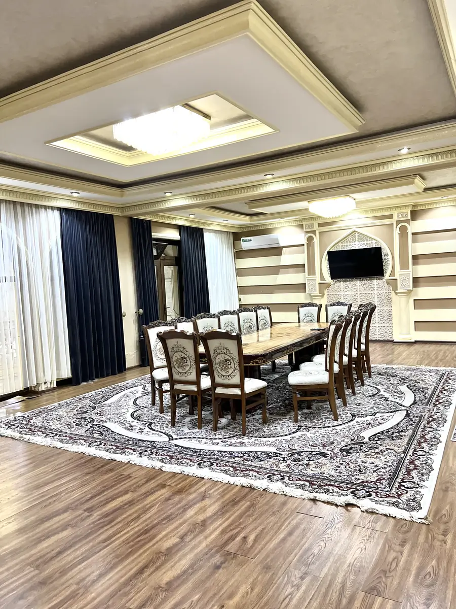 Sutkabay 3 qavatli uy − 350 m²