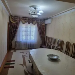 Более 5-комнатная квартира − 90 м², 5/9 этаж