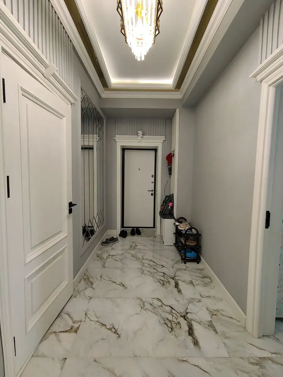2-комнатная квартира − 71 м², 8/8 этаж