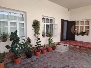 Продается 100% в 1-этажном доме − 400 м²