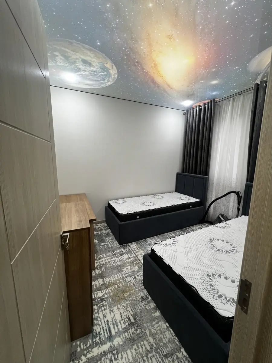 Сдается 3-комнатная квартира − 70 м²
