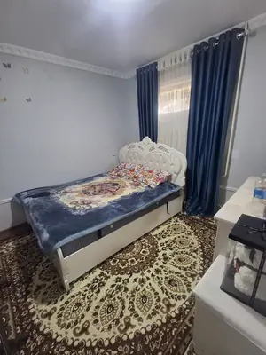 3-комнатная квартира − 130 м², 1/4 этаж