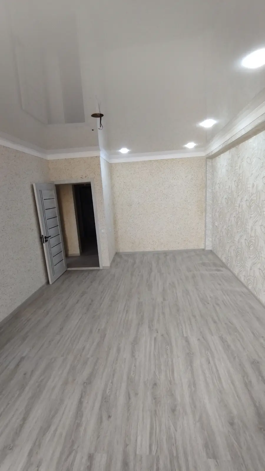 2-комнатная квартира − 53 м², 8/8 этаж