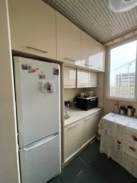 Более 5 xonali kvartira sotiladi − 115 m²