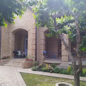 Продается 2-этажный дом − 167 м²