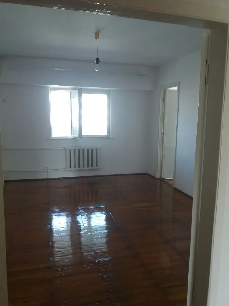Продается 3-комнатная квартира − 79 м²