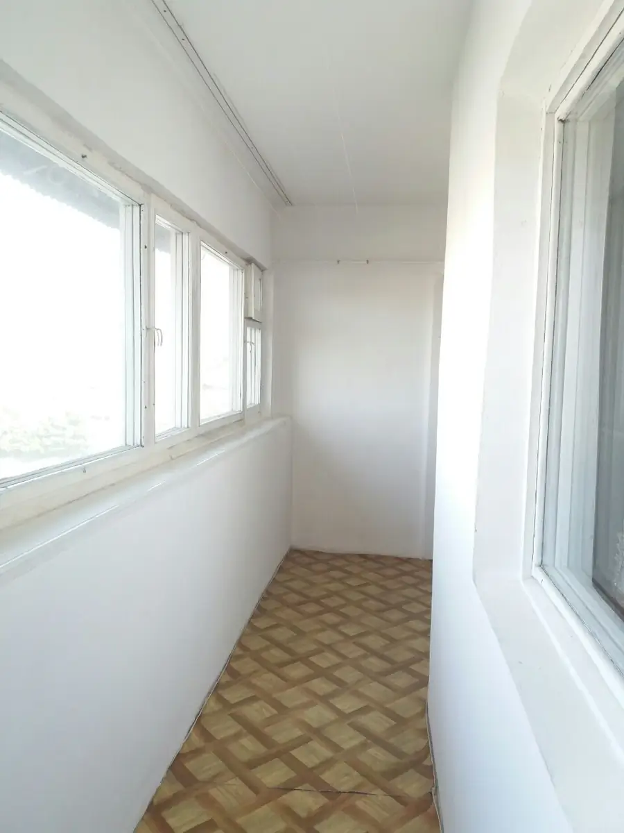 Продается 3-комнатная квартира − 79 м²