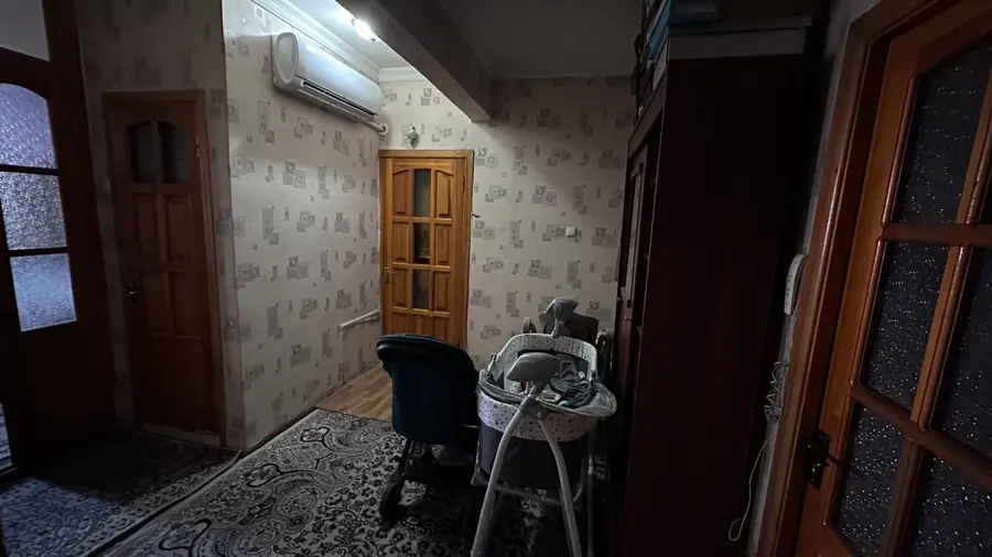 3 xonali kvartira sotiladi − 78 m²