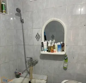 1-комнатная квартира − 52 м², 1/2 этаж