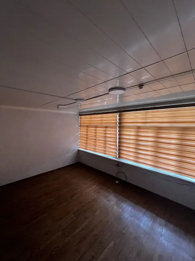 Ofis − 18 m², 2/2 qavat