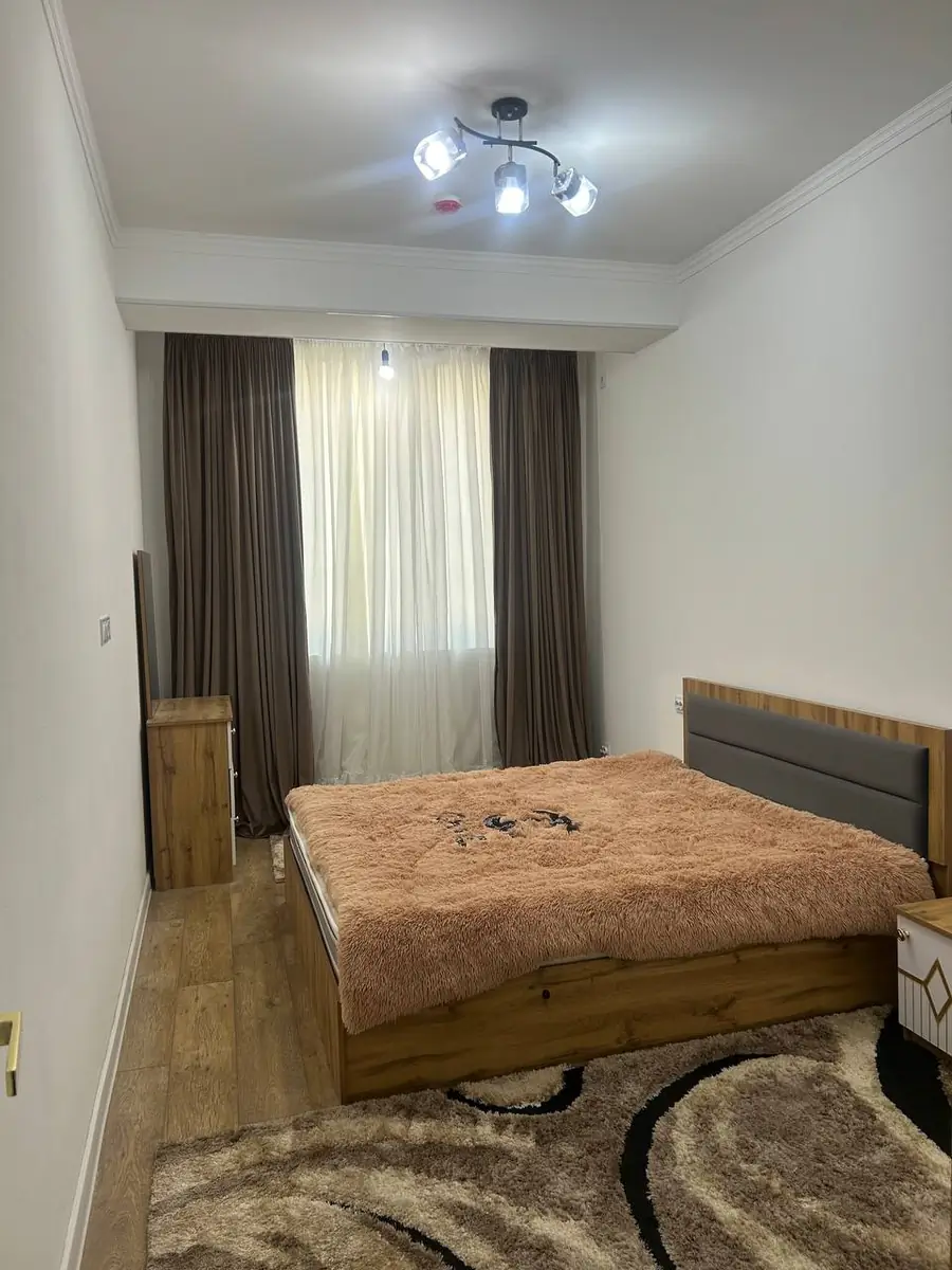 2 xonali kvartira sotiladi − 50 m²