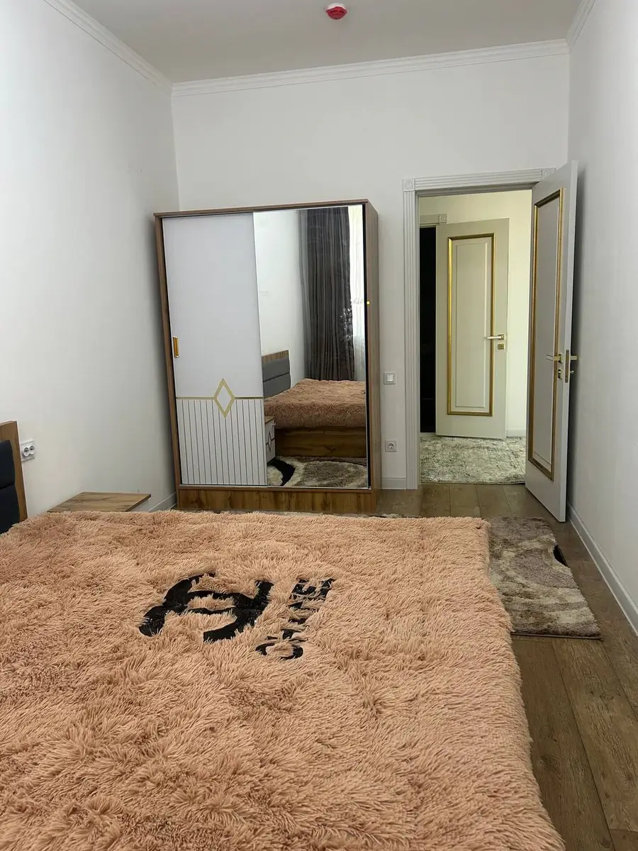 2 xonali kvartira sotiladi − 50 m²