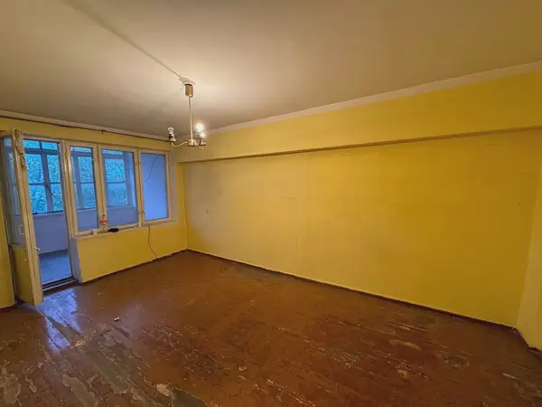 2-комнатная квартира − 54 м², 3/4 этаж