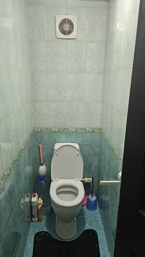 Продается 4-комнатная квартира − 92 м²