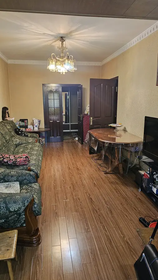 4-комнатная квартира − 92 м², 1/5 этаж