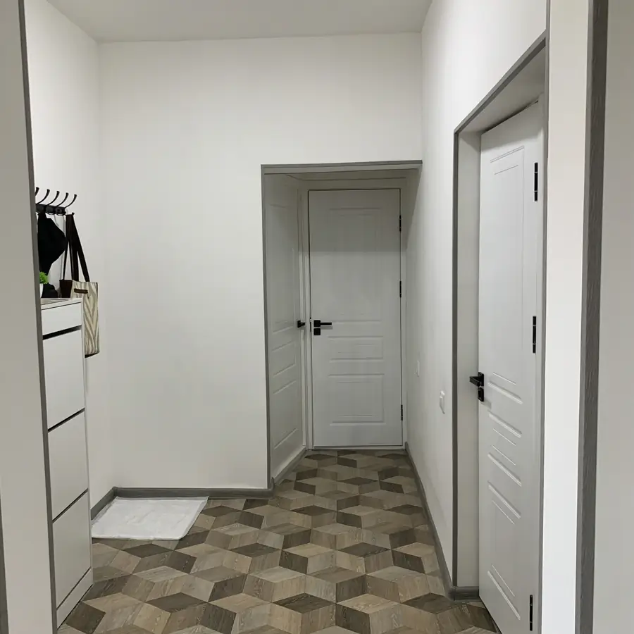2 xonali kvartira sotiladi − 57 m²