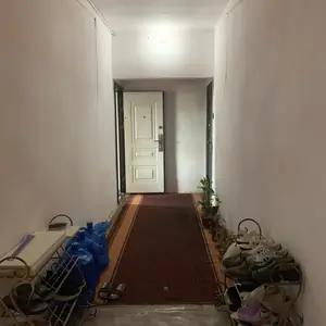 2 xonali kvartira sotiladi − 57 m²