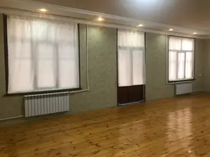 Ofis − 50 m², 1/2 qavat