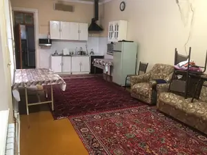Сдается 2-этажный дом − 198.8 м²