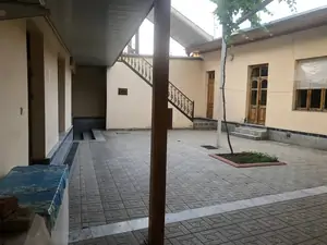 Сдается 2-этажный дом − 198.8 м²