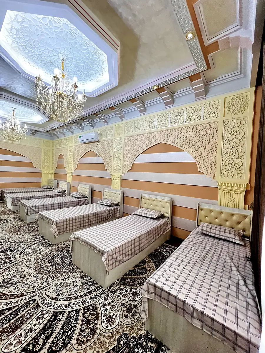 Sutkabay 3 qavatli uy − 300 m²