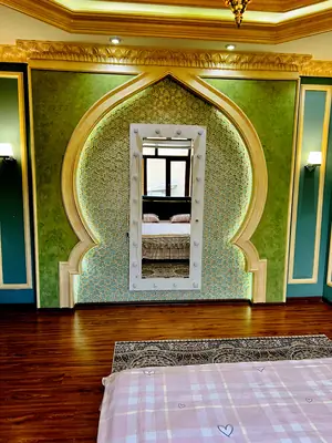 Sutkabay 3 qavatli uy − 300 m²