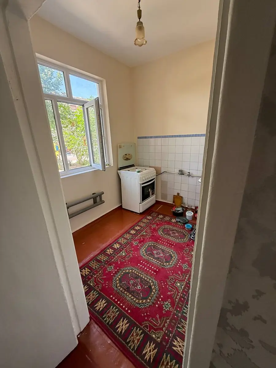 2-комнатная квартира − 47 м², 1/4 этаж