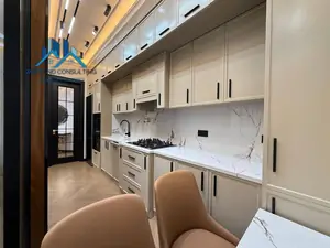 4-комнатная квартира − 110 м², 4/10 этаж