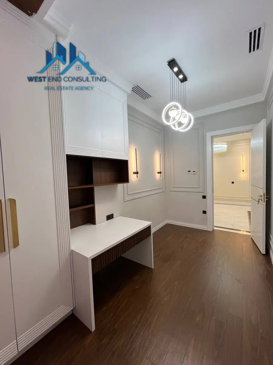 3 xonali kvartira sotiladi − 85 m²