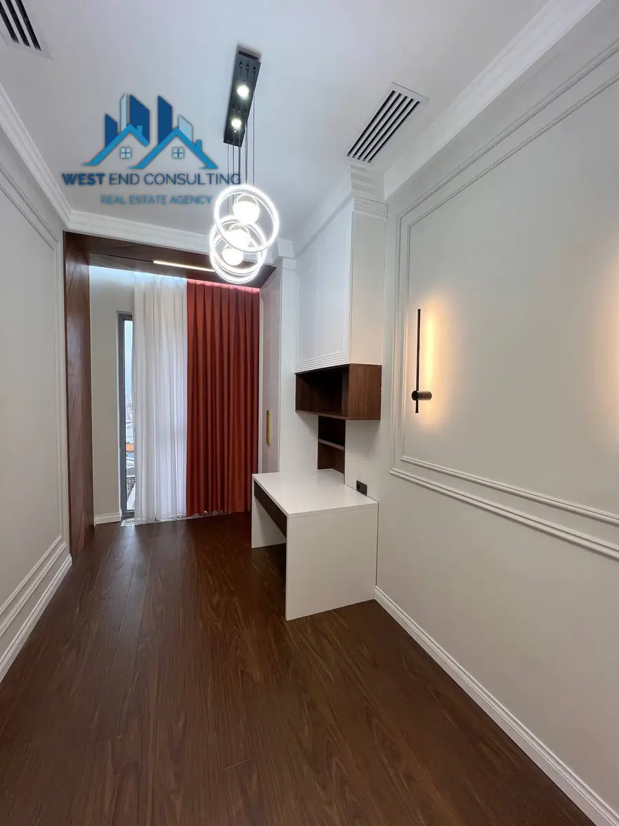 3 xonali kvartira sotiladi − 85 m²