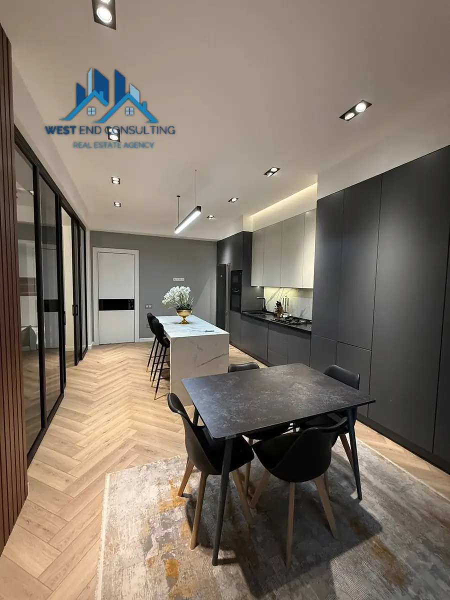 3-комнатная квартира − 126 м², 2/9 этаж