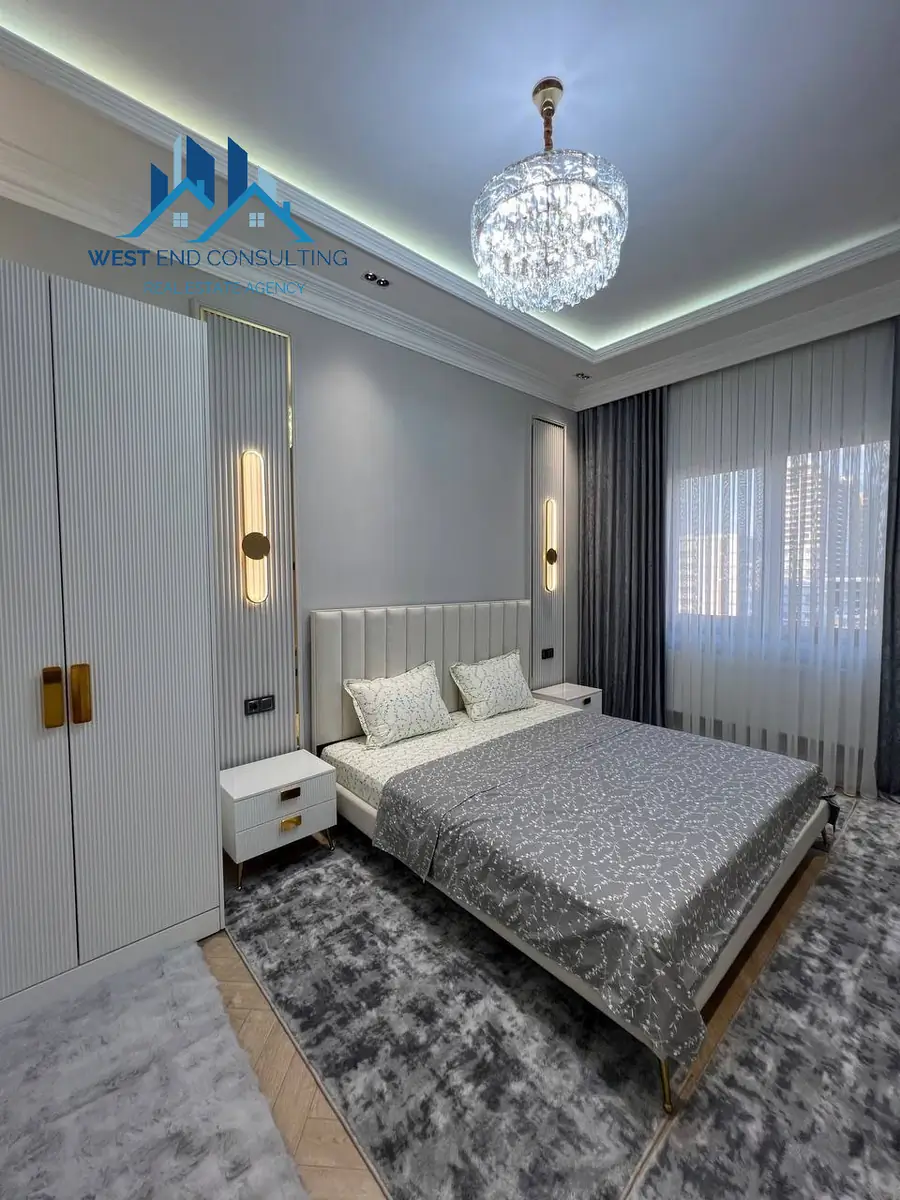 Продается 3-комнатная квартира − 91 м²