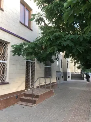 2 qavatli uy − 198.8 m², 3.9 sot. 