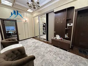 3 xonali kvartira sotiladi − 110 m²