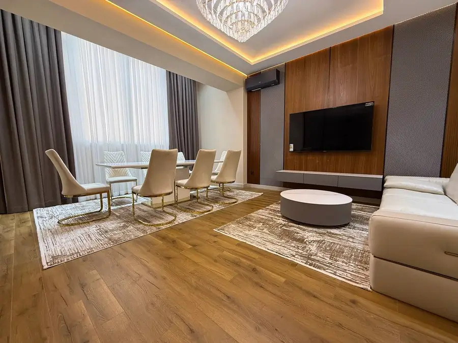 4-комнатная квартира − 123 м², 8/9 этаж