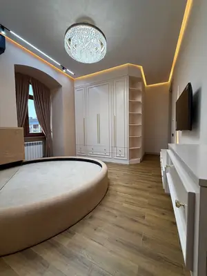 4-комнатная квартира − 123 м², 8/9 этаж